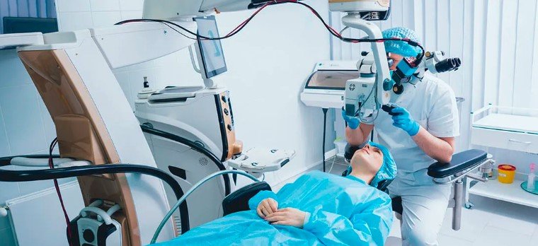 العناية بعد جراحة تصحيح البصر