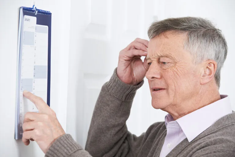 خدمات عيادات بلسم لكبار السن وأمراض الذاكرة